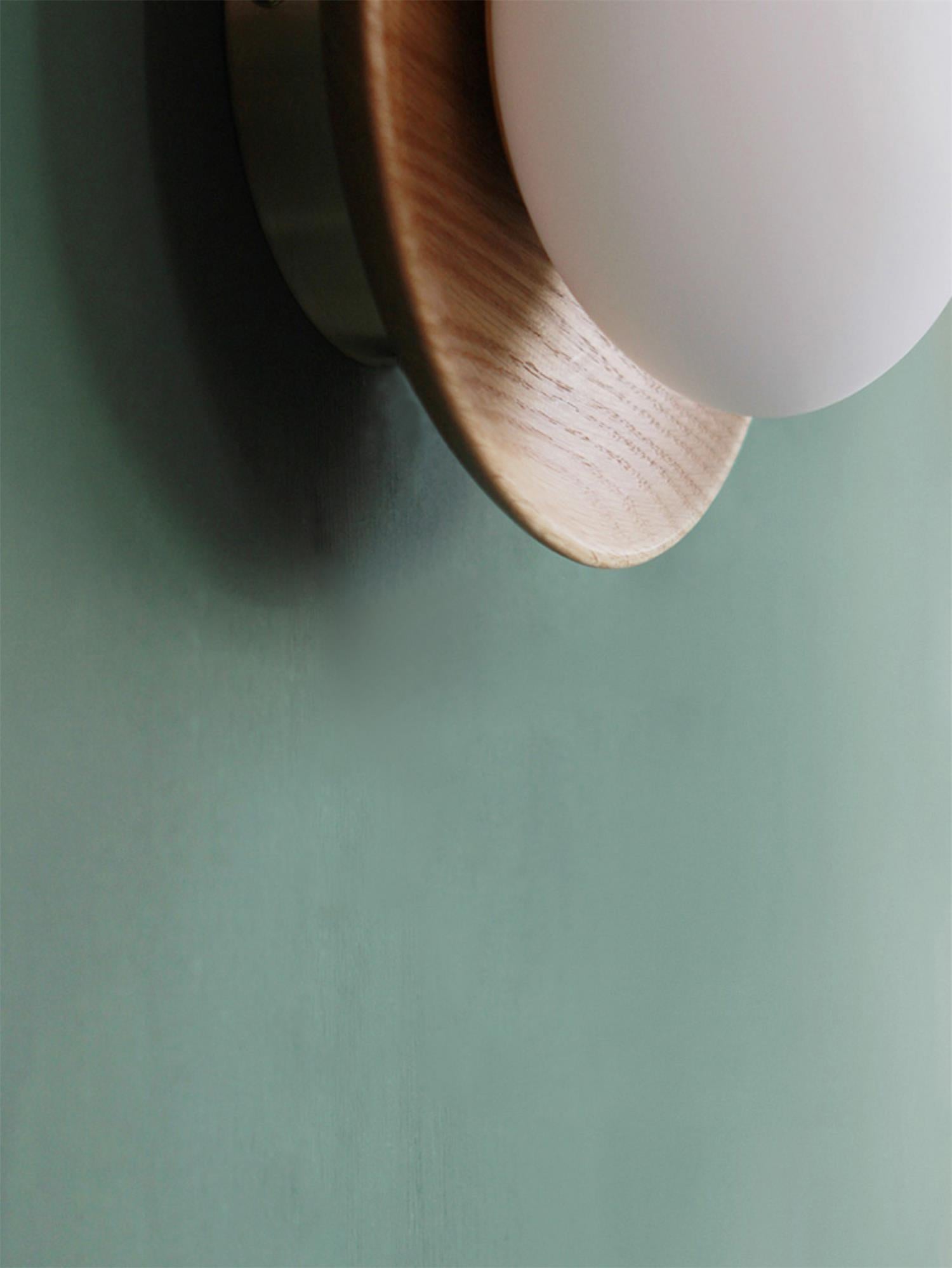 Cara Hardwood Wall Light