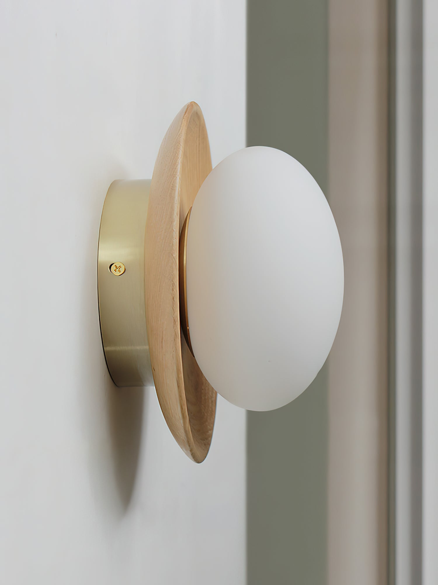 Cara Hardwood Wall Light