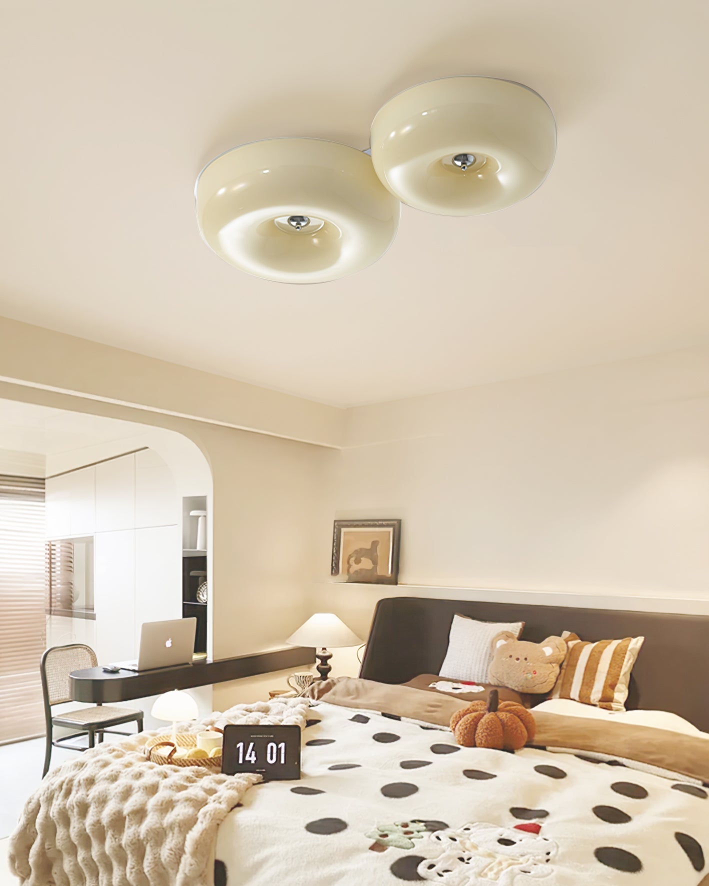 Cream Pudding Ceiling Lamp