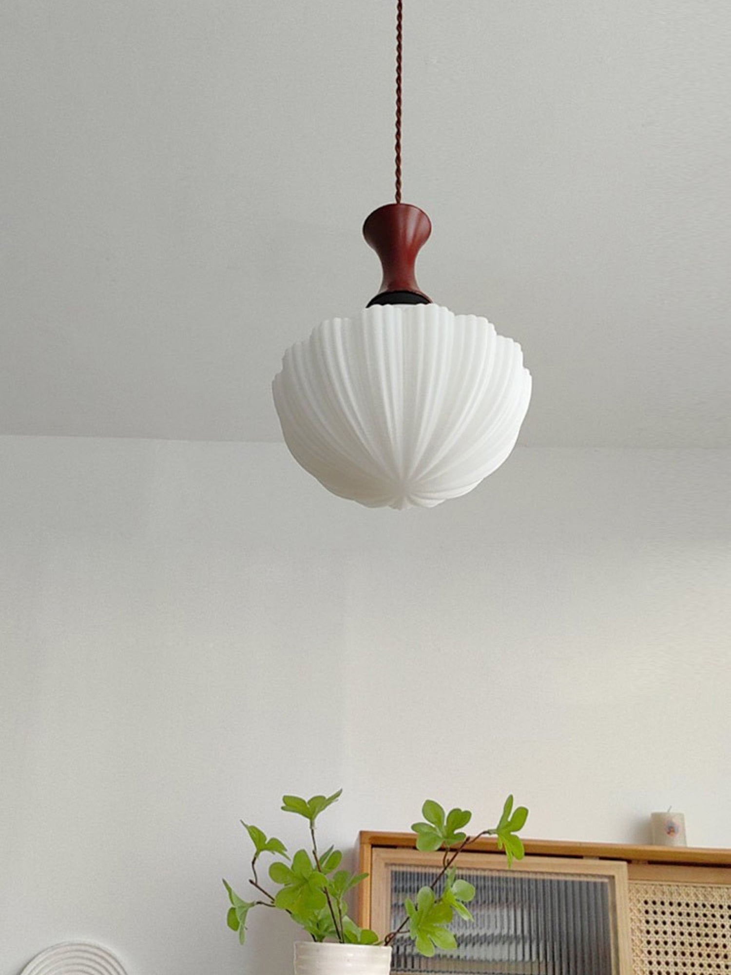 Dutchess Pendant Light