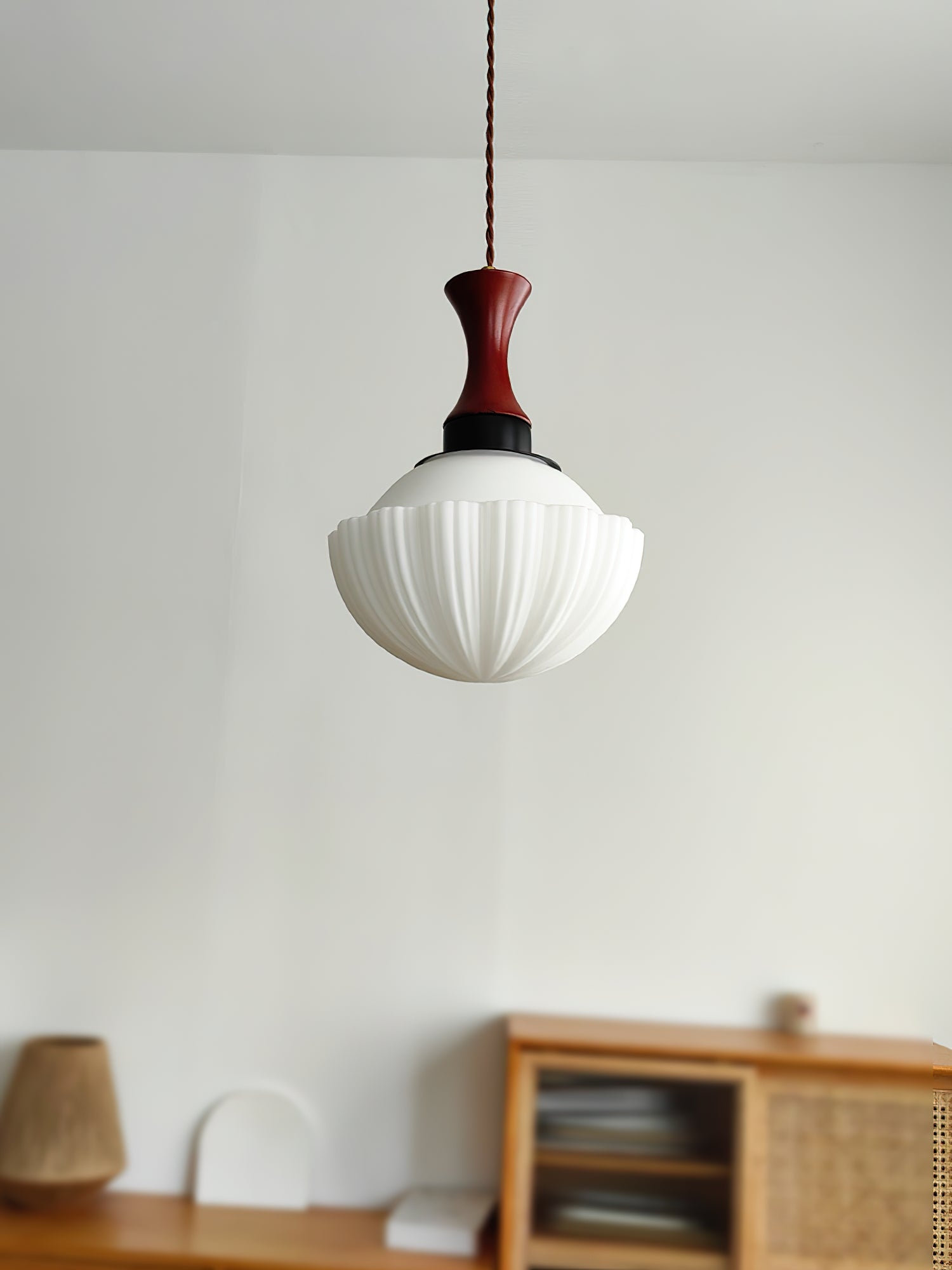 Dutchess Pendant Light