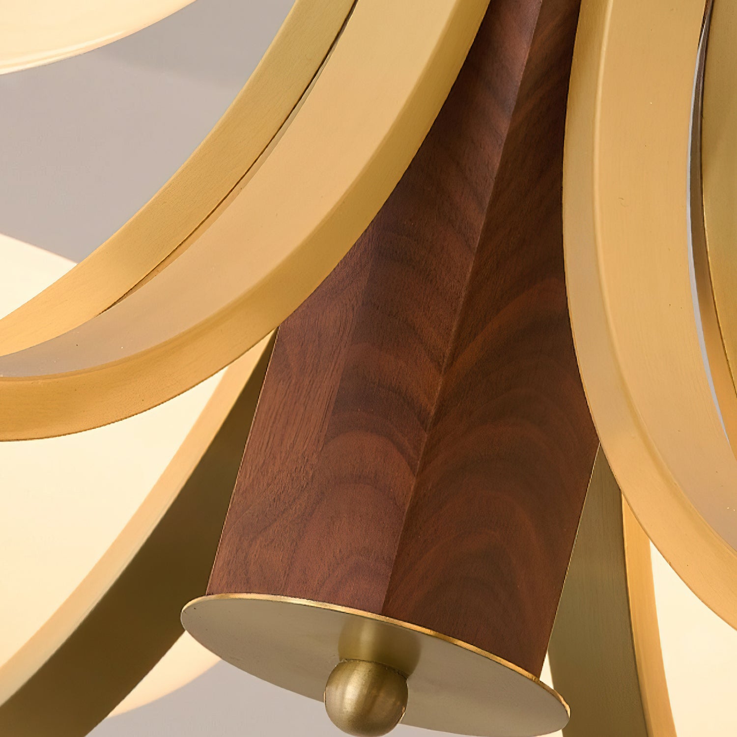 Larenta Rico Chandelier