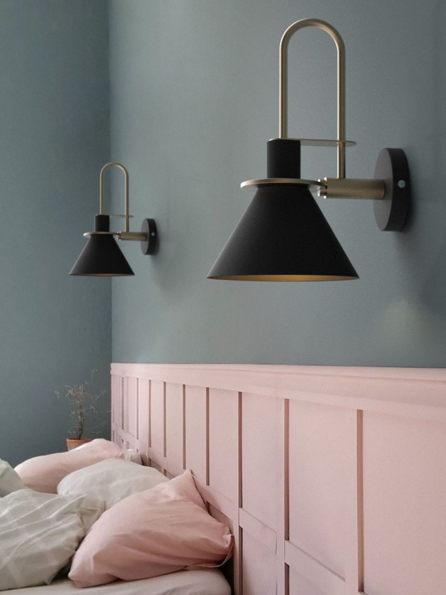 Nordic Metal Wall Sconce