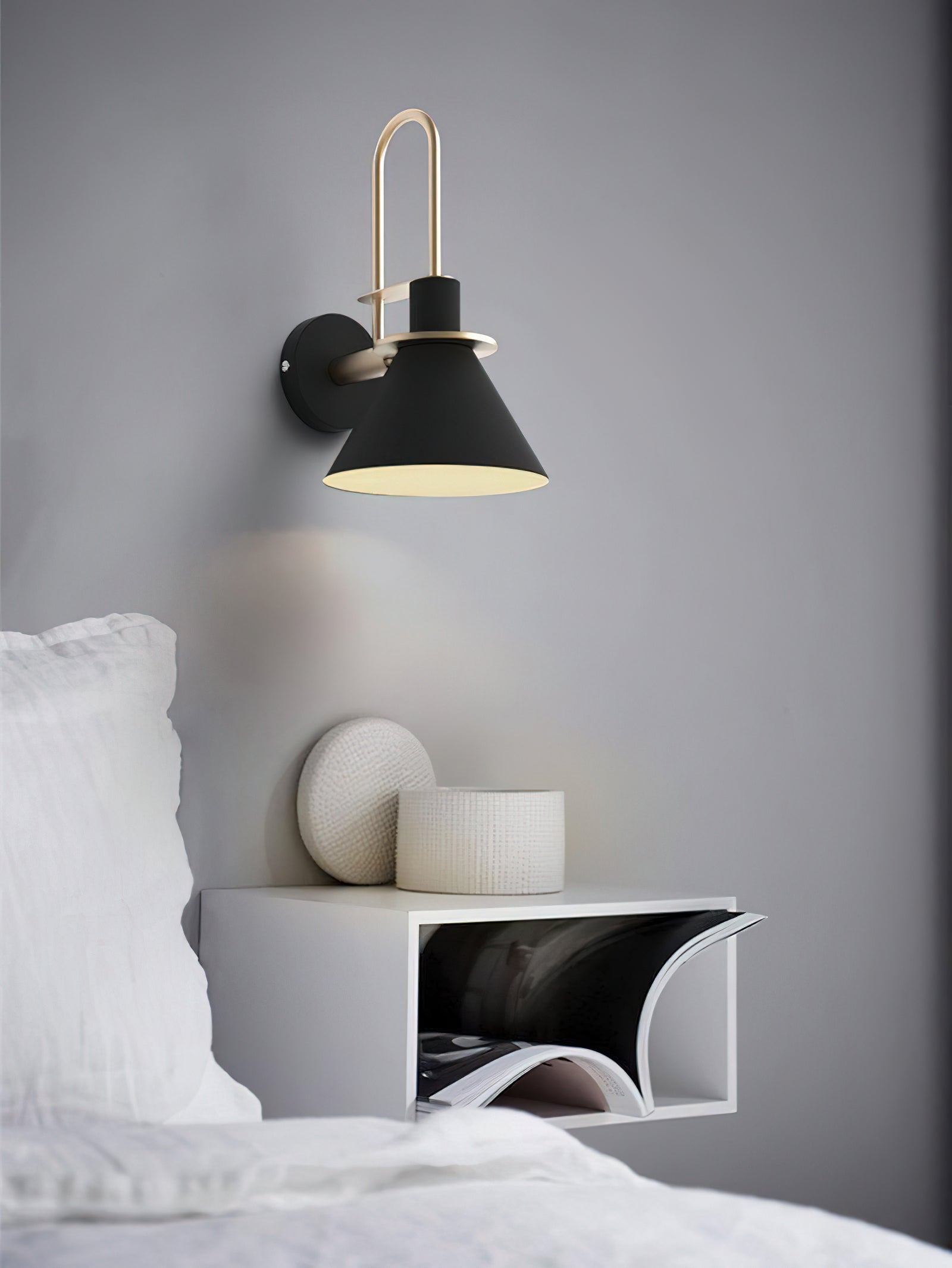 Nordic Metal Wall Sconce