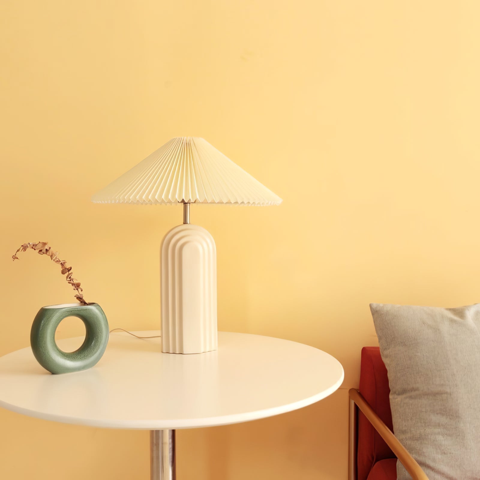 Ripple Pleated Table Light
