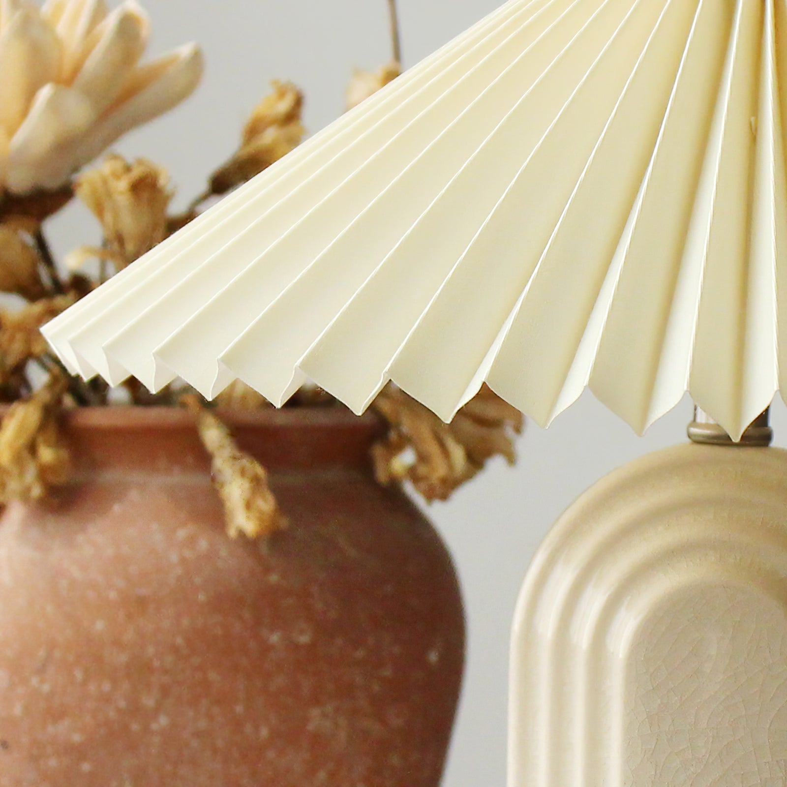 Ripple Pleated Table Light