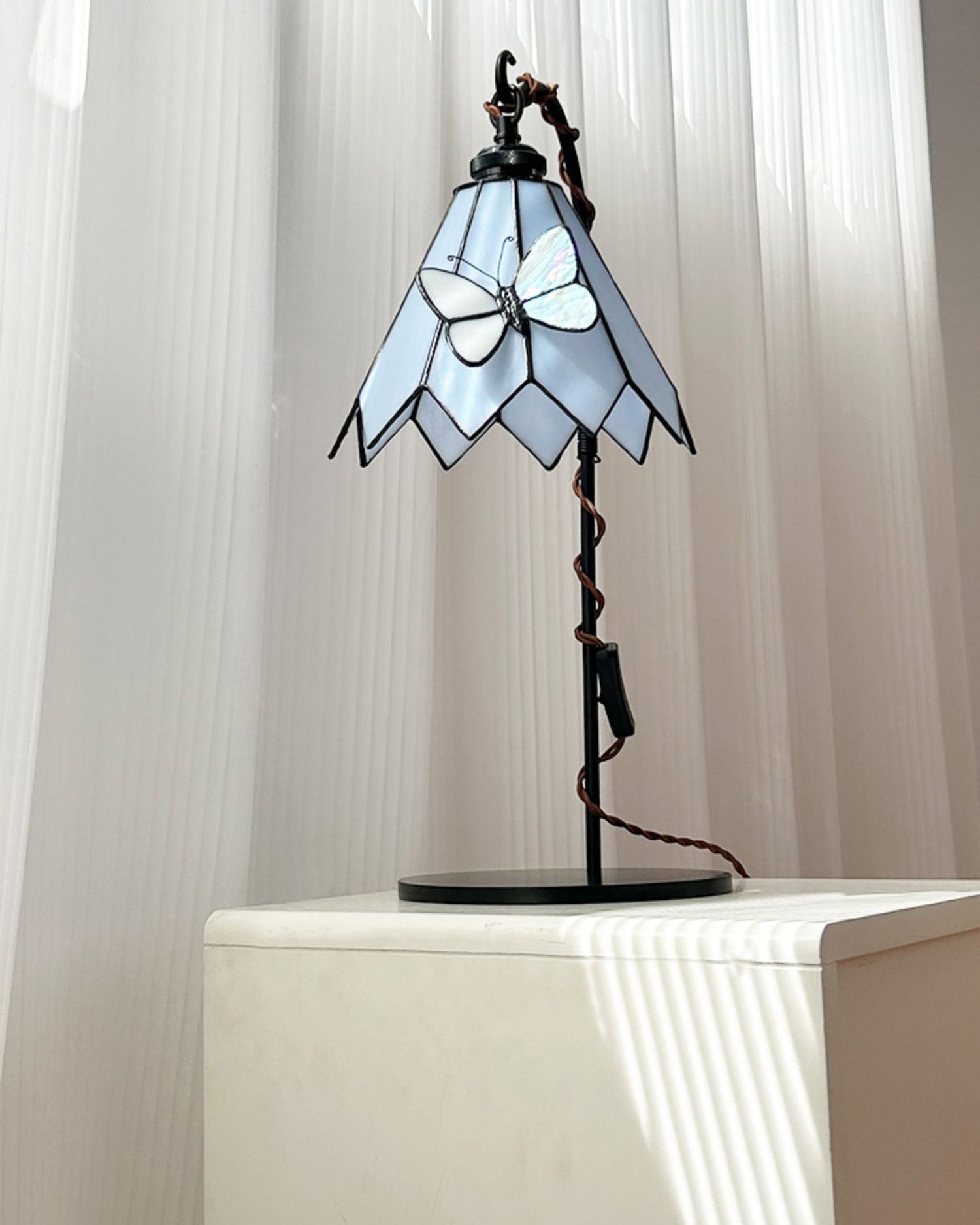 Tiffany Glass Butterfly Table Lamp
