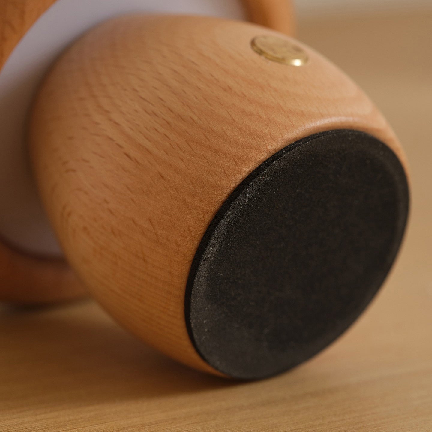 Wooden Mushroom Table Lamp (Built-in Battery)