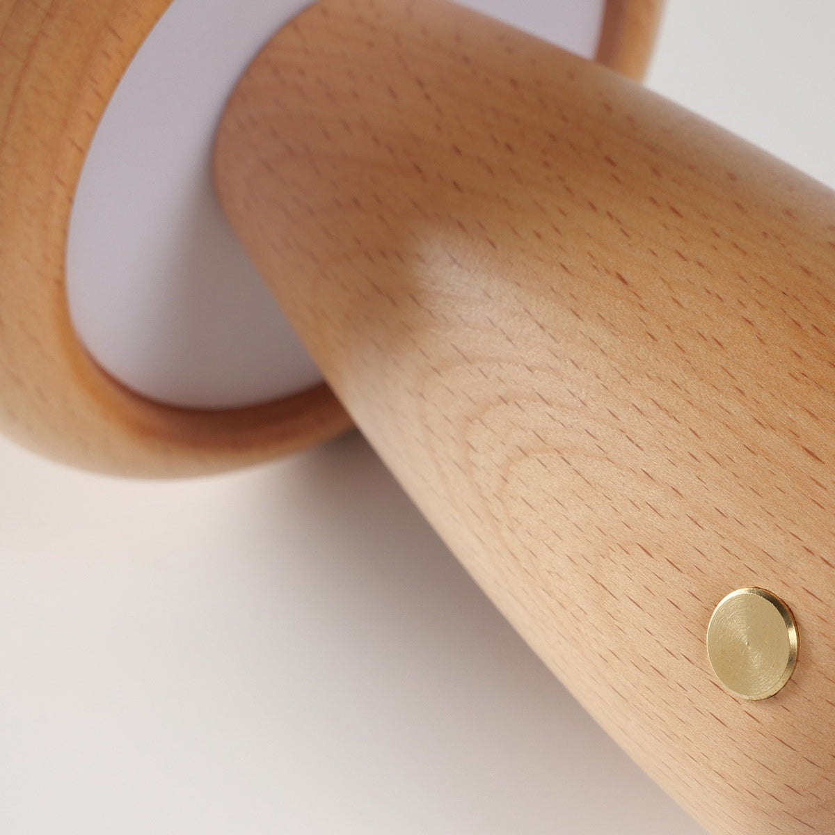 Wooden Mushroom Table Lamp (Built-in Battery)