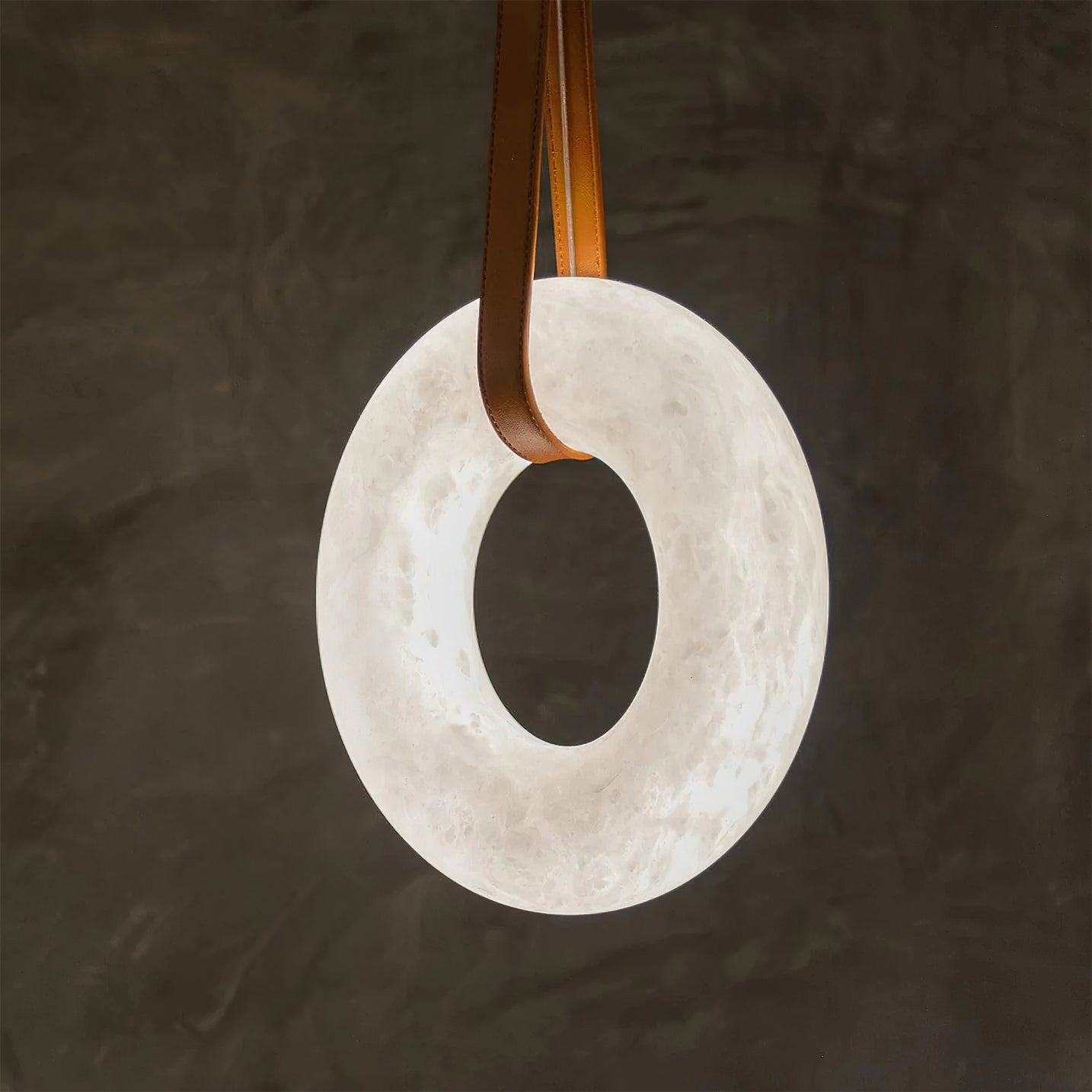 Bela Alabaster Pendant Light