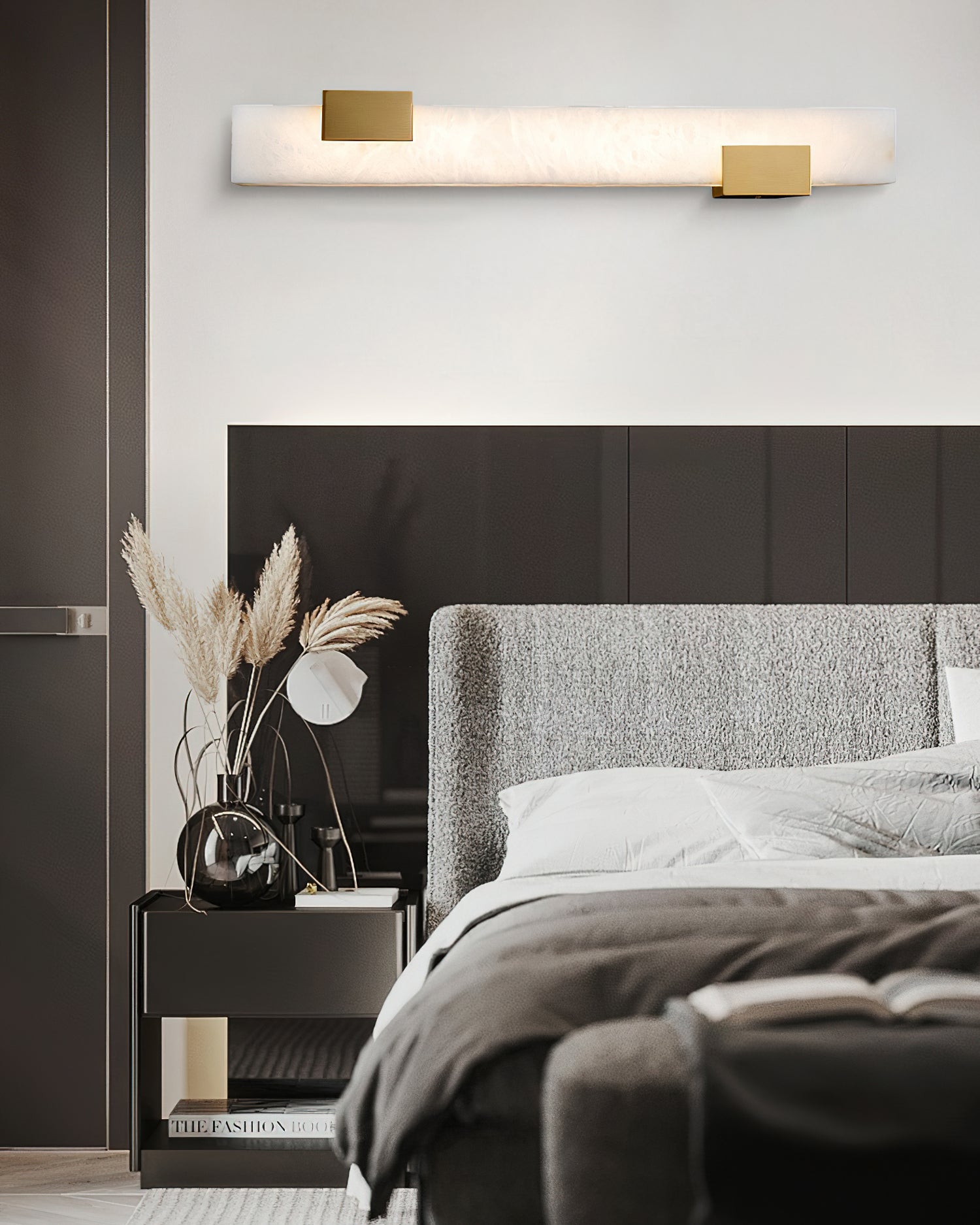 Cary Alabaster Wall Lamp
