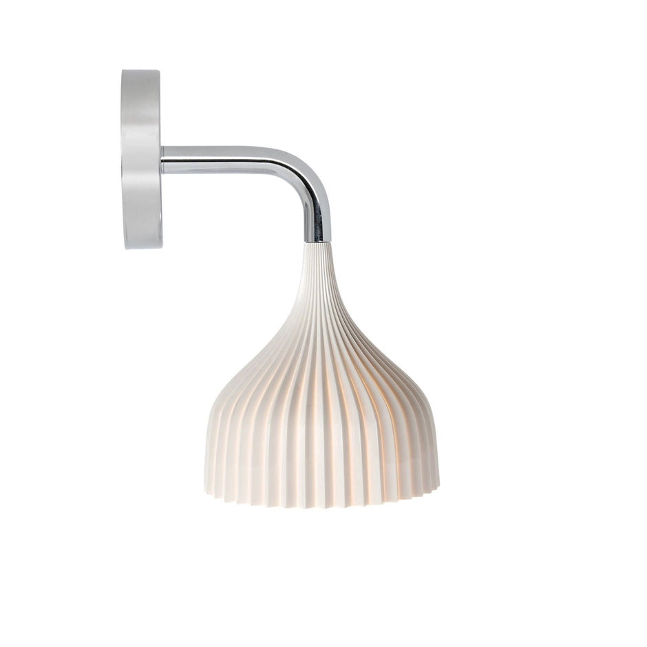 E Wall Light