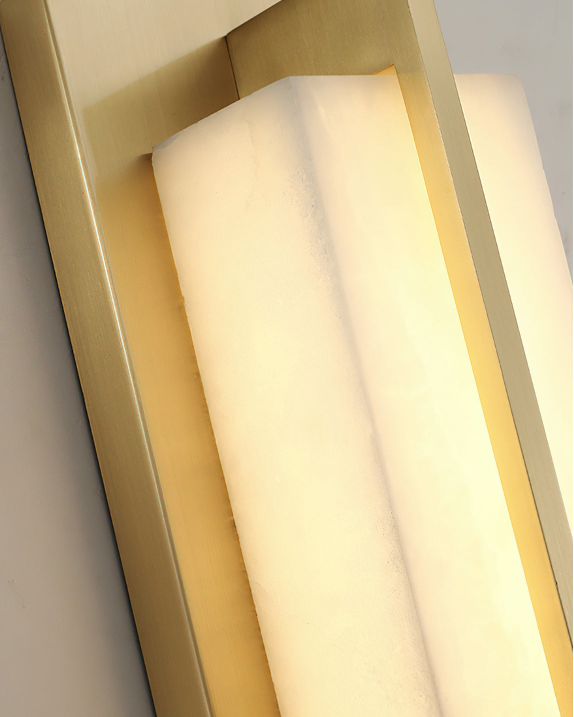 Fugit Alabaster Wall Lamp