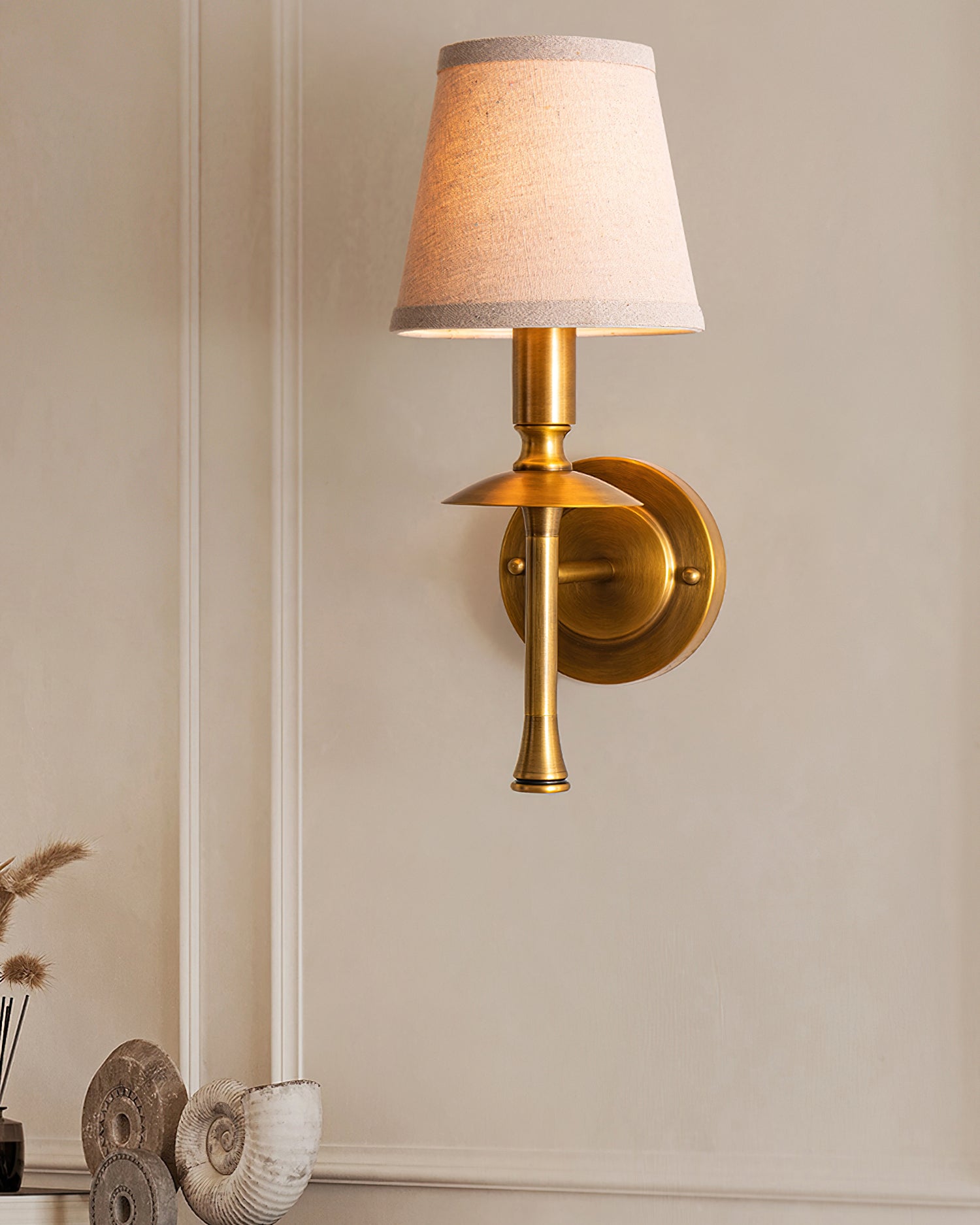 Leano Wall Light