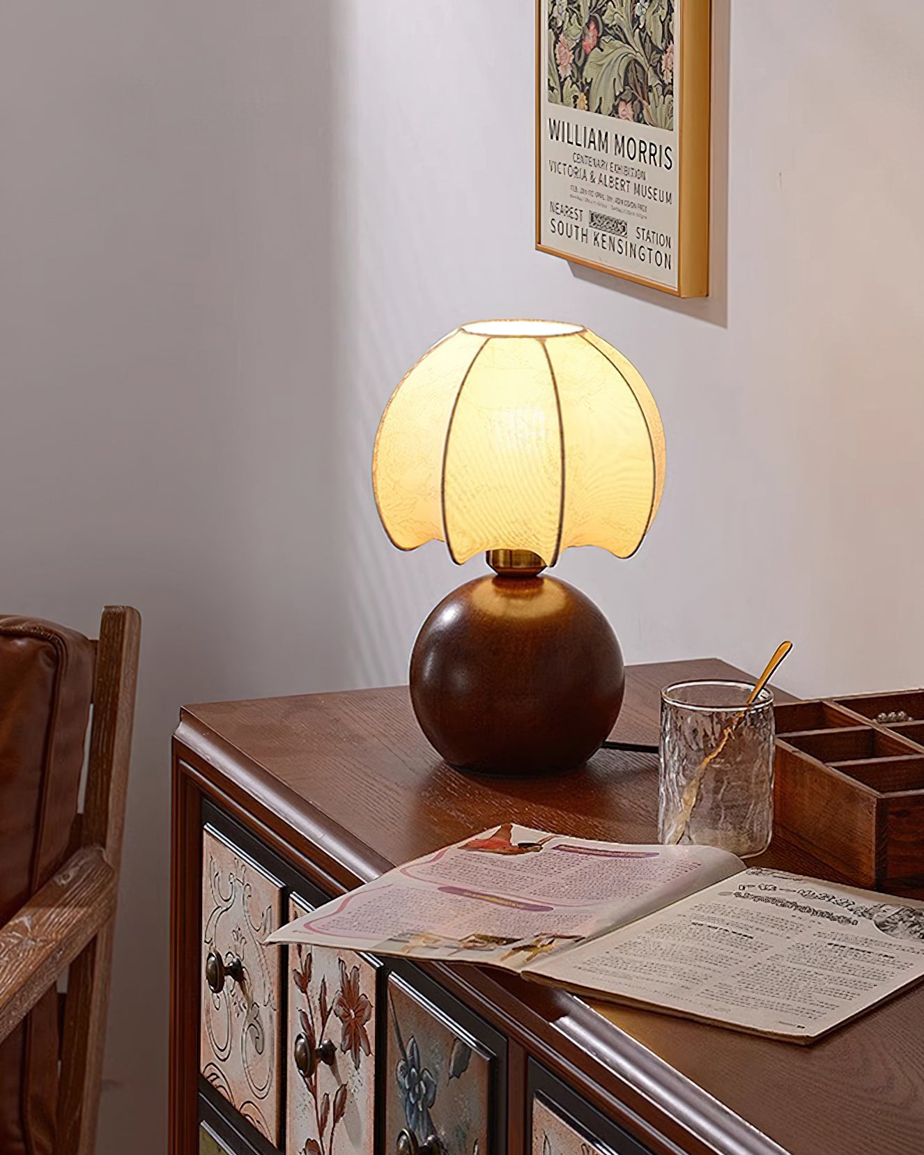 Peonies Table Light