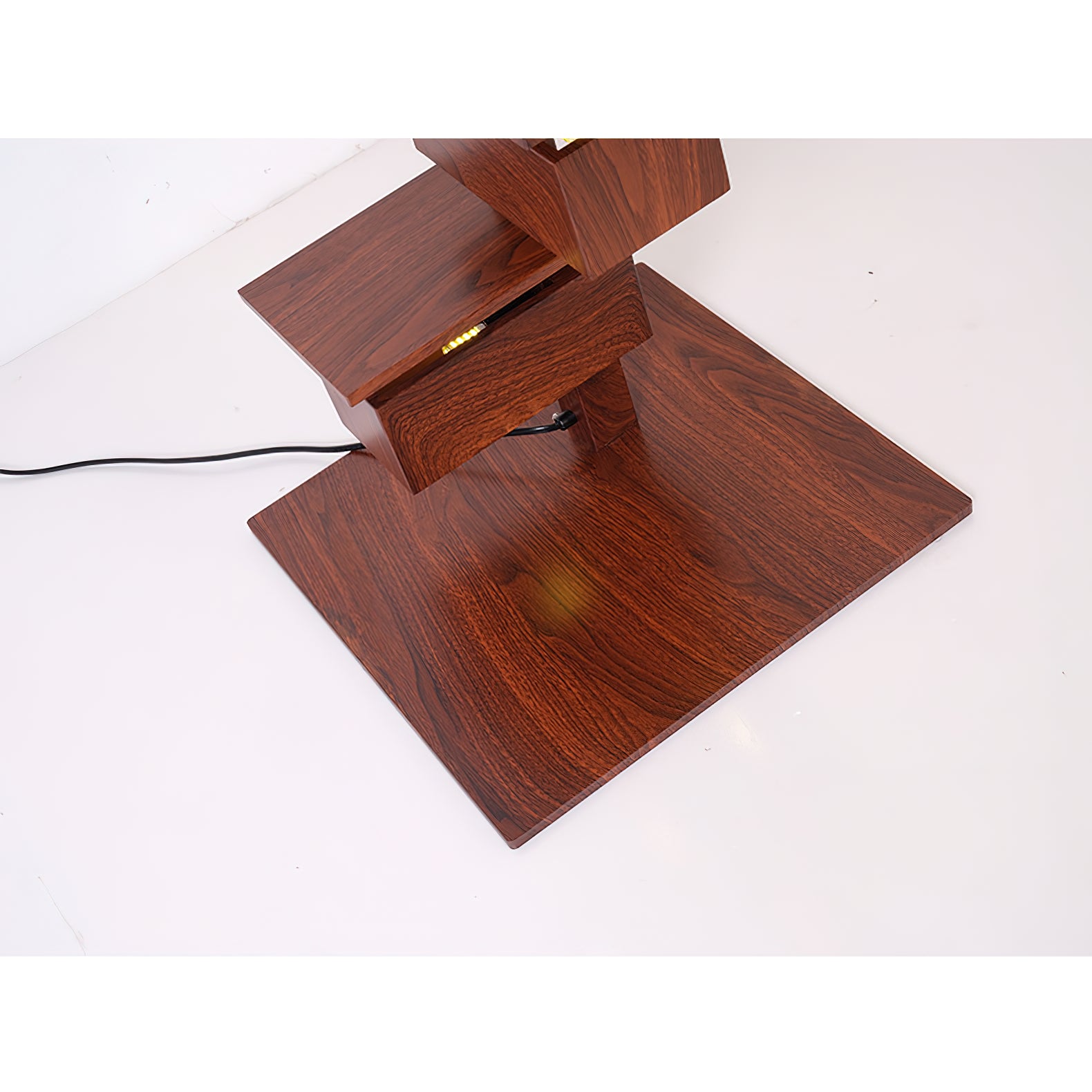 Tavin Floor Lamp